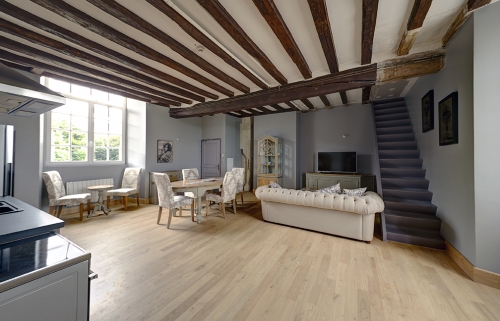 Parquet massif en bois de châtaigner à coller