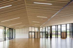 Rénovation du parquet de la salle des fêtes Saint Léger sous Cholet